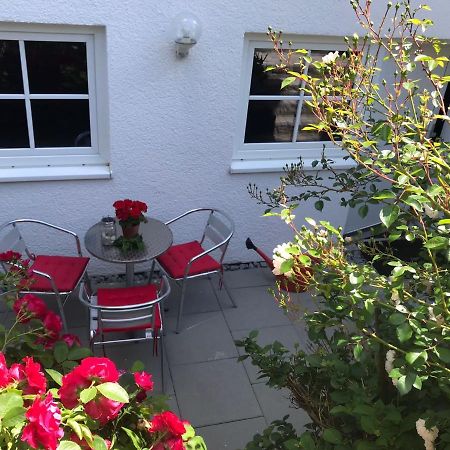 Modernes Apartment Mit Terrasse Und Highspeed Internet Zwischen Aalen Und Schwaebisch Gmuend Goggingen Exterior photo