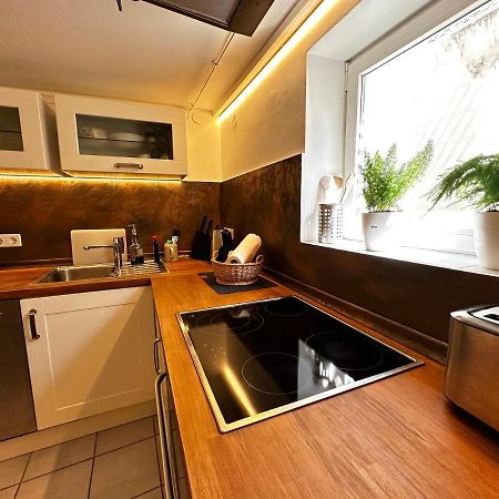 Modernes Apartment Mit Terrasse Und Highspeed Internet Zwischen Aalen Und Schwaebisch Gmuend Goggingen Exterior photo